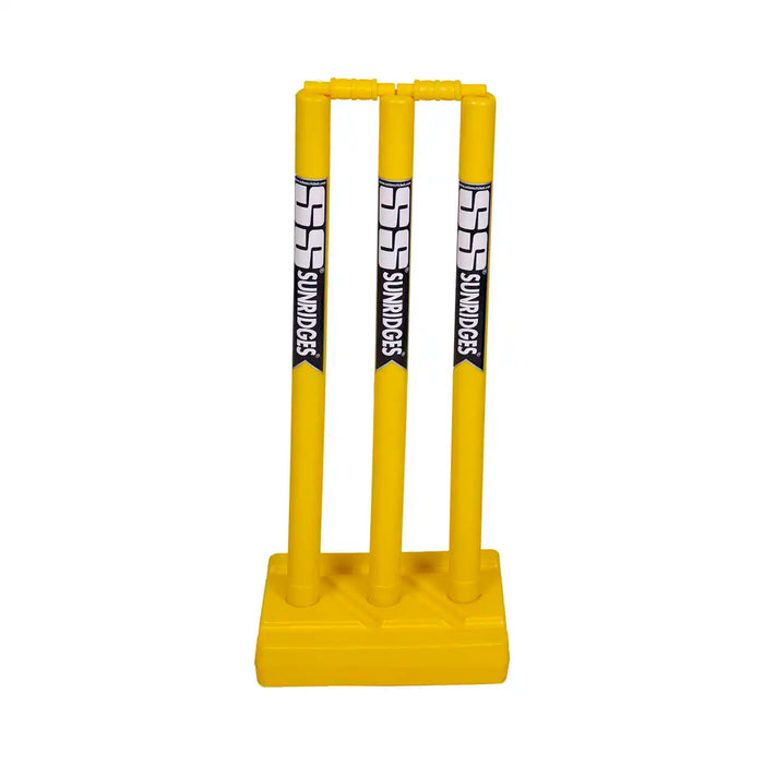 Plastic Stumps With Plastic Base